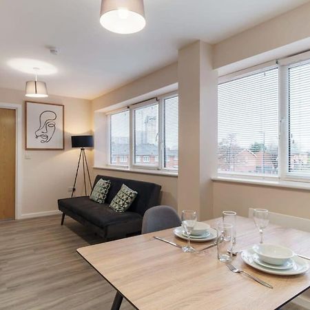 Fantastic 1 Bed Flat Manchester - Sleeps 3 Экстерьер фото